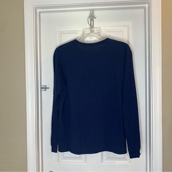 Stranger Things Netflix Long Sleeve TShirt - Adult Size L “Friends Don't Lie" - Picture 6 of 8